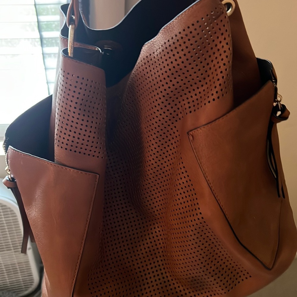 Tan purse
